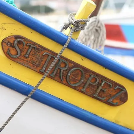 By The - Beautiful 2 Bedrooms - - Sea View - Garage