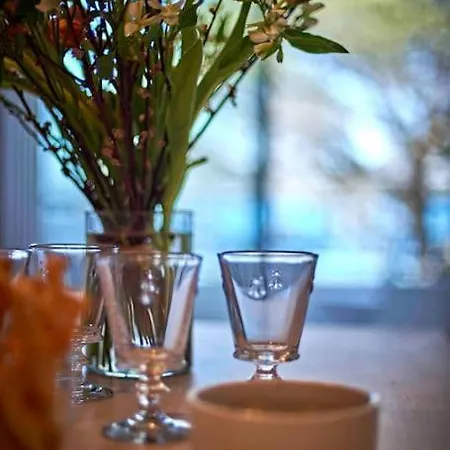 Apartament By The - Beautiful 2 Bedrooms - - Sea View - Garage