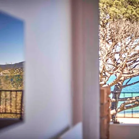 By The - Beautiful 2 Bedrooms - - Sea View - Garage