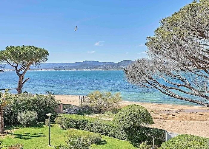 By The - Beautiful 2 Bedrooms - - Sea View - Garage