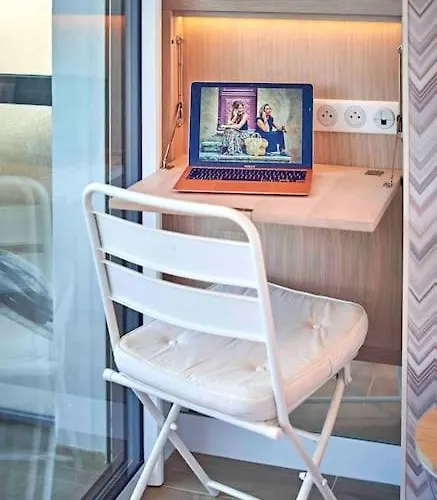 Appartement By The - Beautiful 2 Bedrooms - - Sea View - Garage