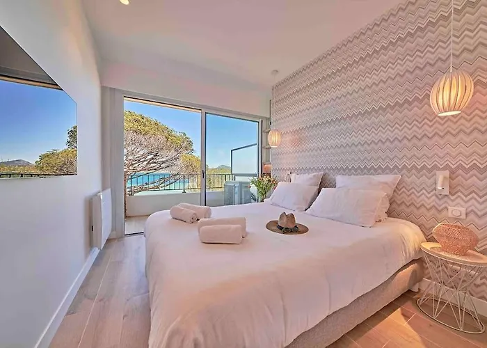 By The - Beautiful 2 Bedrooms - - Sea View - Garage Apartment Saint-Tropez